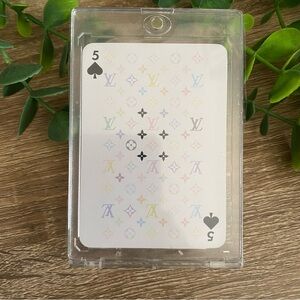 Louis Vuitton - Murakami Takashi Card 5♠️WHITE